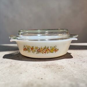 Vintage 1970s Oval White Anchor Hocking Bake Dish Vegetable Motif Clear Lid